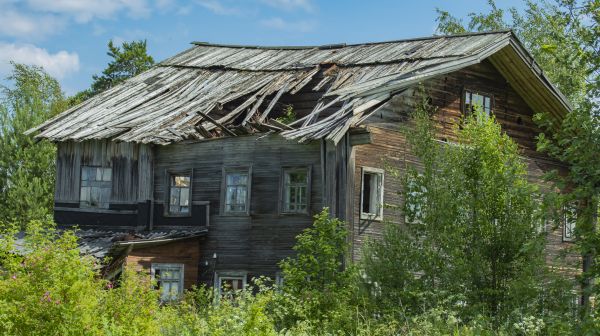 Cottage Demolition in Puyallup